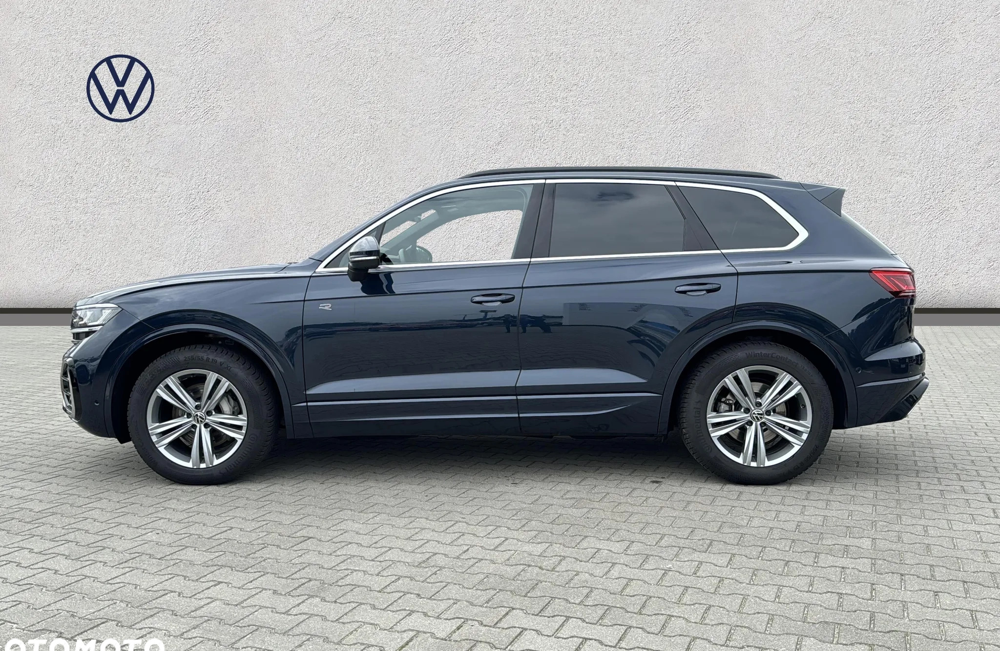 Volkswagen Touareg cena 420000 przebieg: 19500, rok produkcji 2023 z Jelcz-Laskowice małe 407
